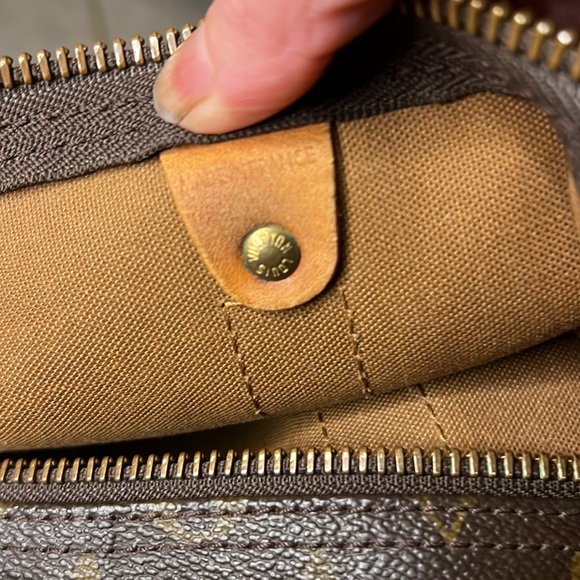 Louis Vuitton Keepall Bandouliere - Picture 16 of 16